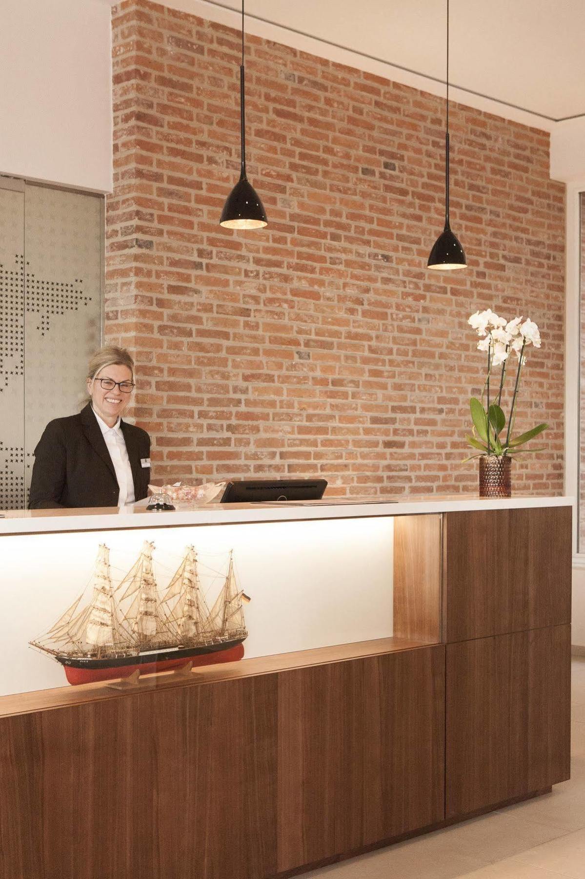 Hotel Hafenspeicher Leer Eksteriør bilde